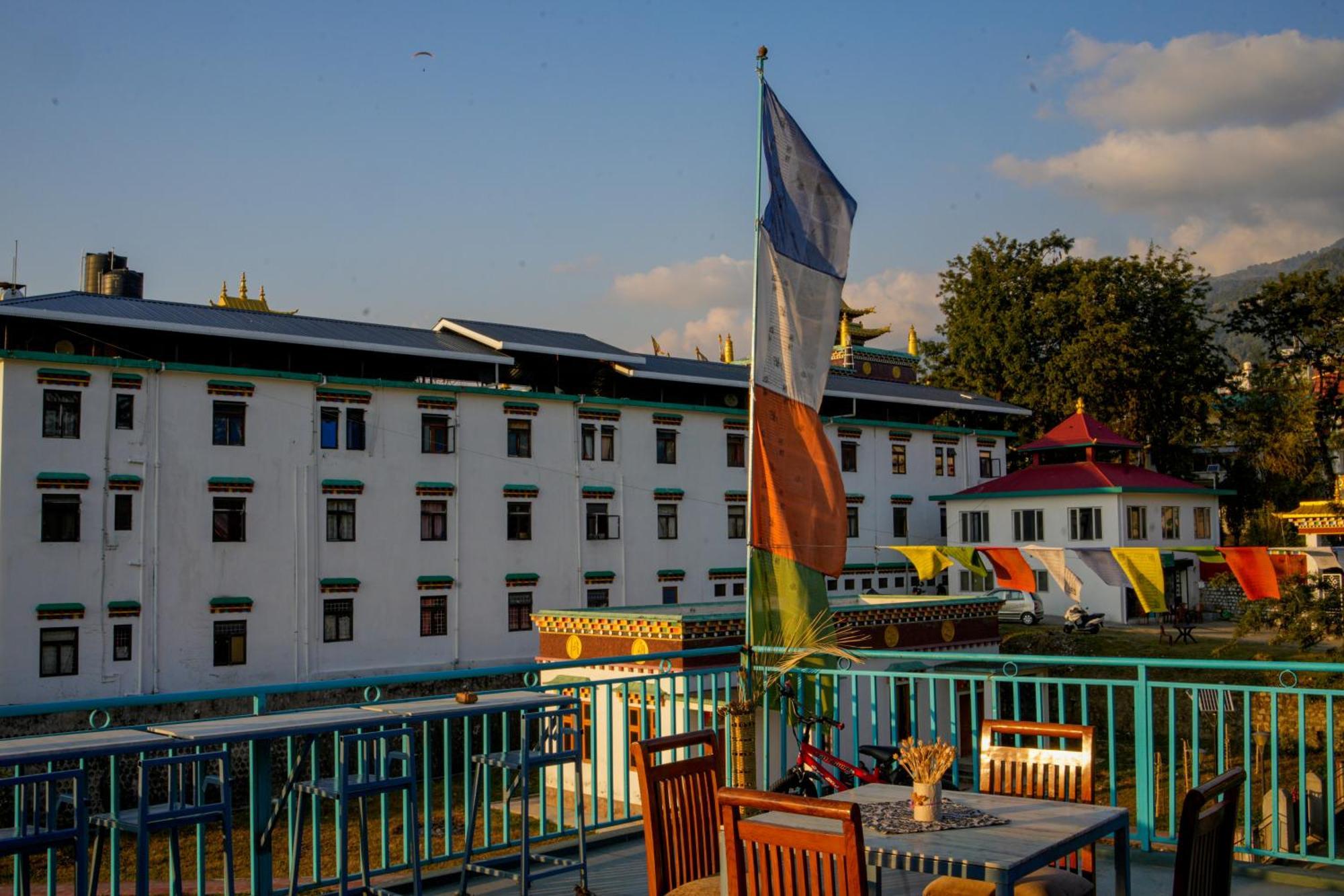 Chokling Arthouse - The Treasure Of Himalayas Hotell Bīr Eksteriør bilde